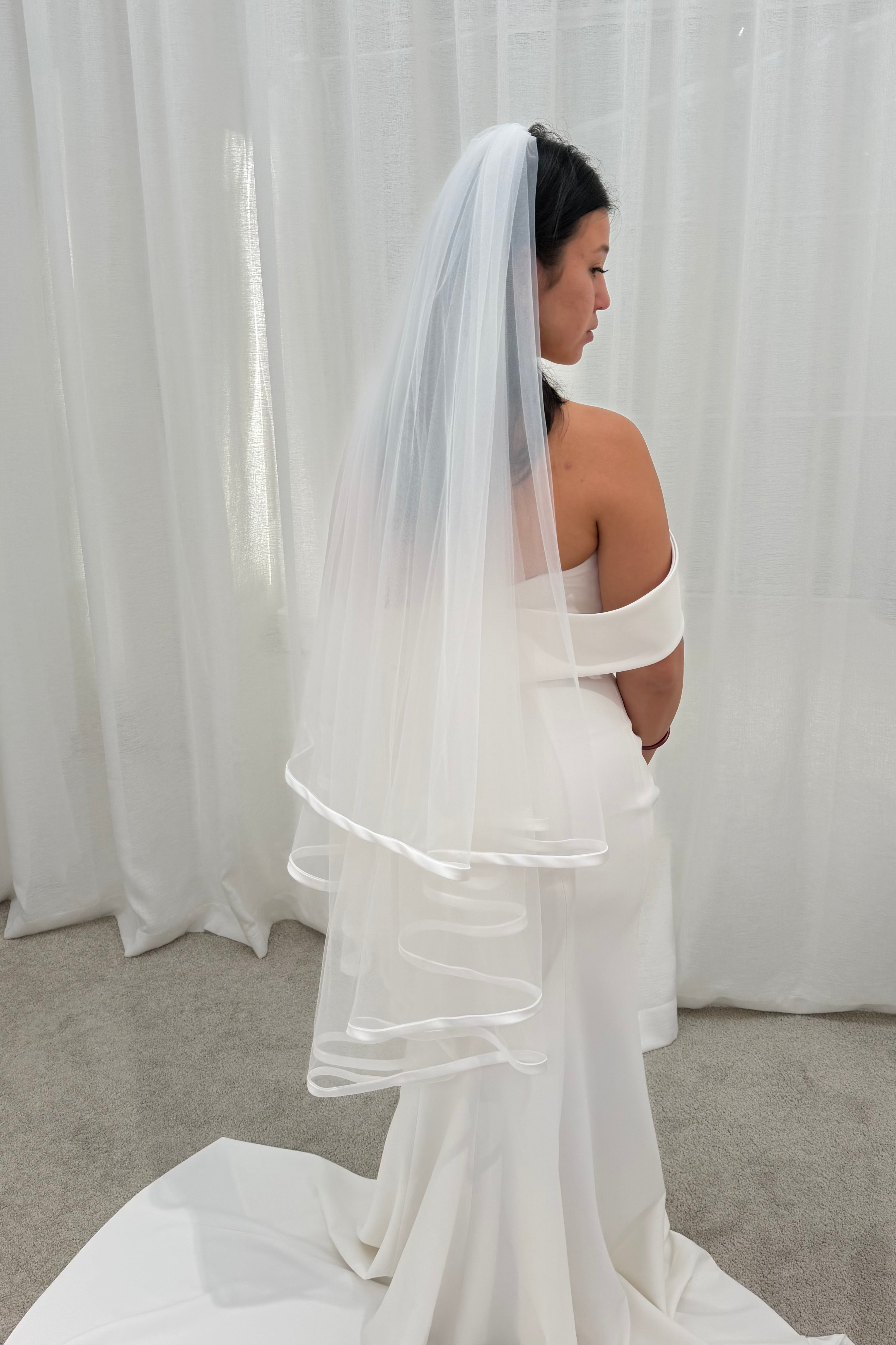 Sample Short Satin Piped Veil