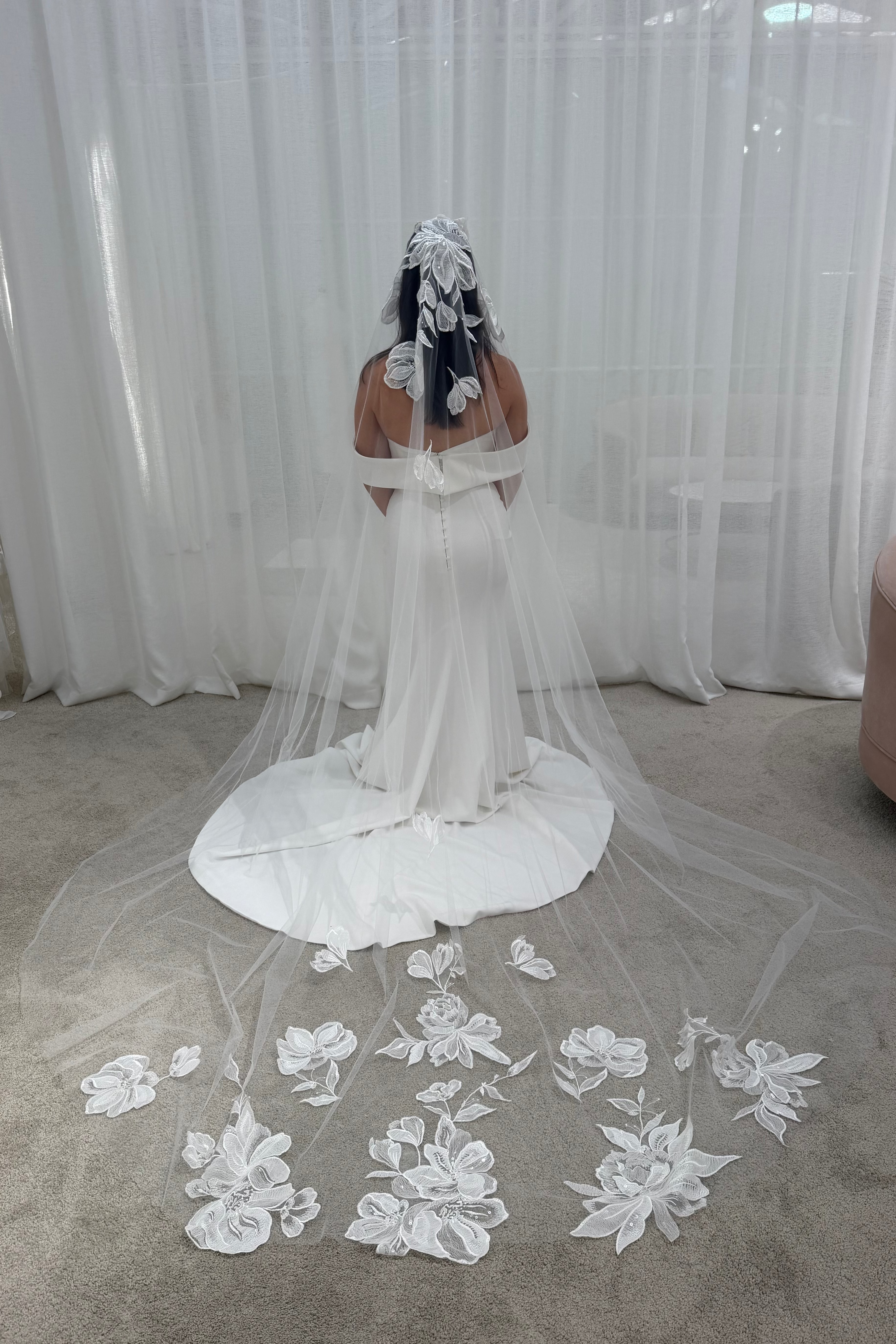 Sample Floral Veil