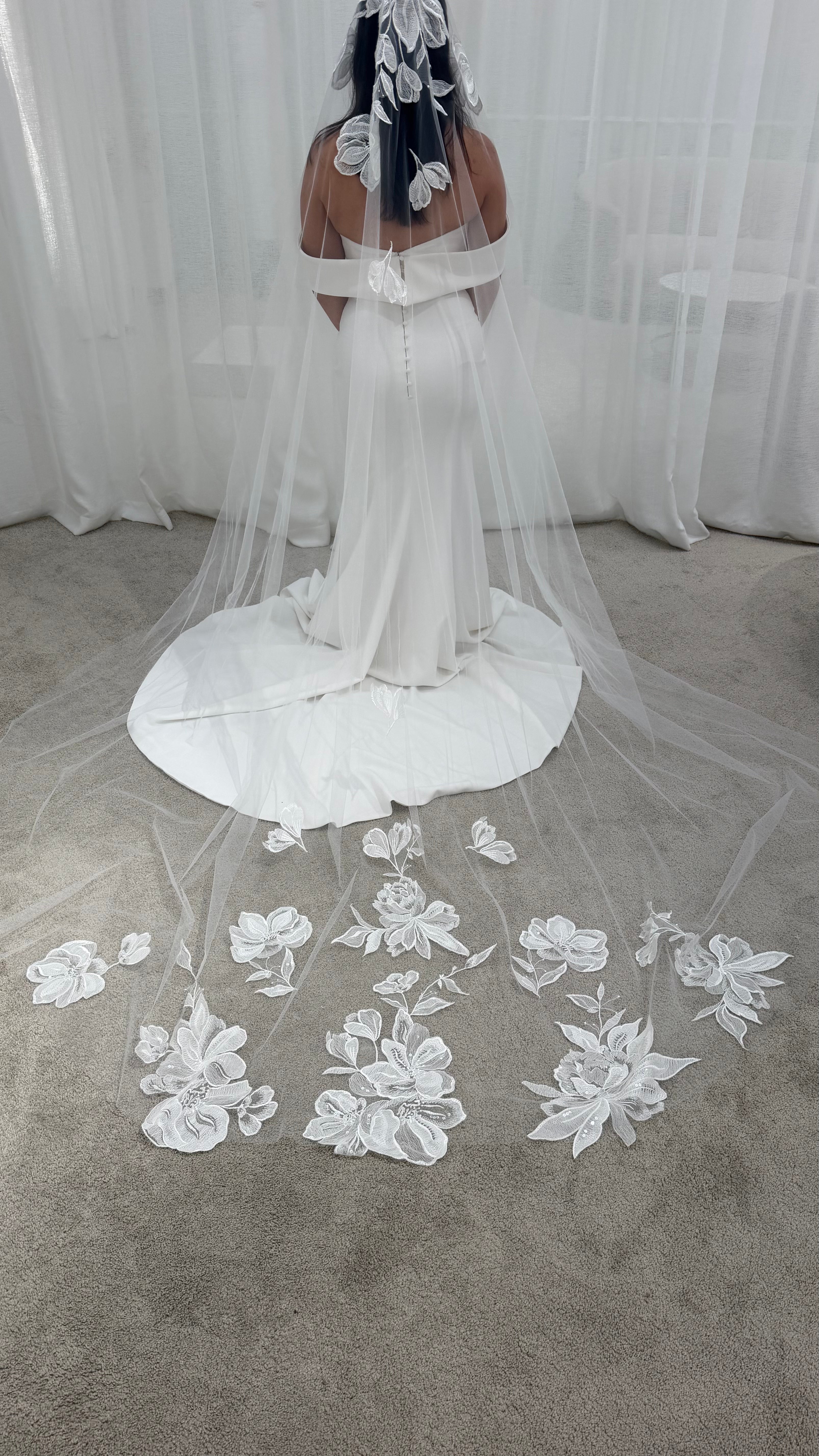 Sample Floral Veil