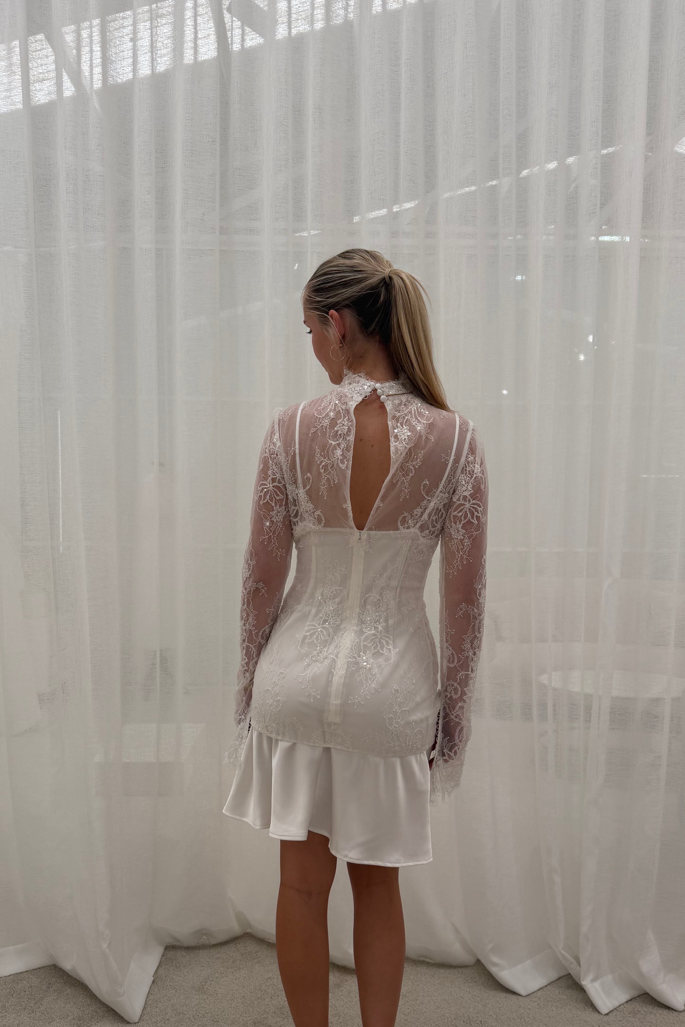 Sample Lace Topper