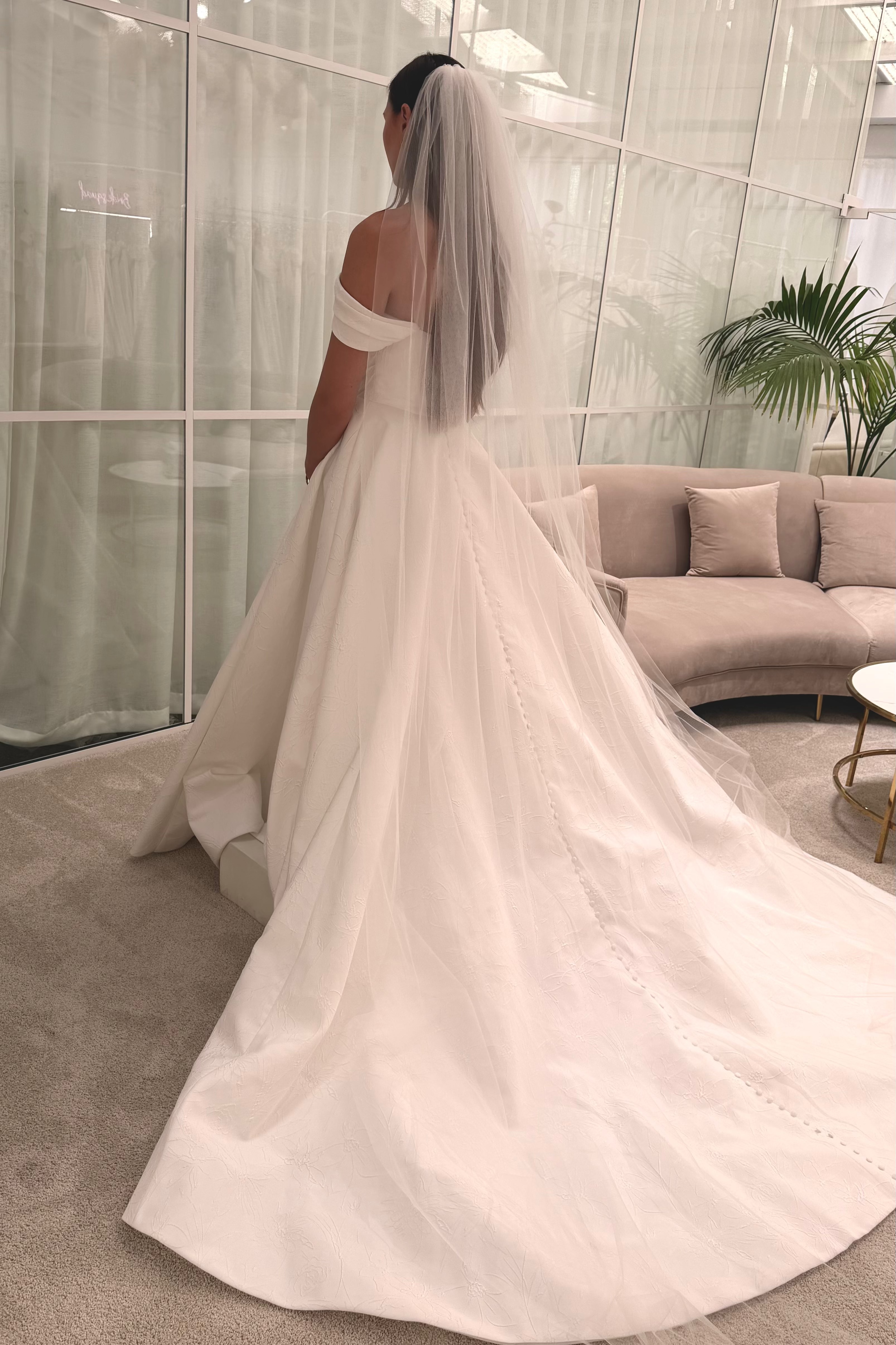 Voluminous Ivory Veil