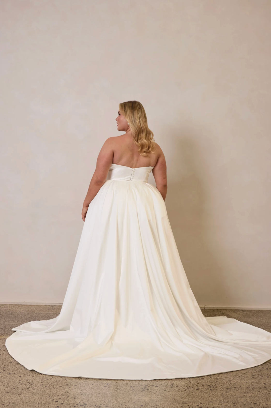 Valentina + Overskirt