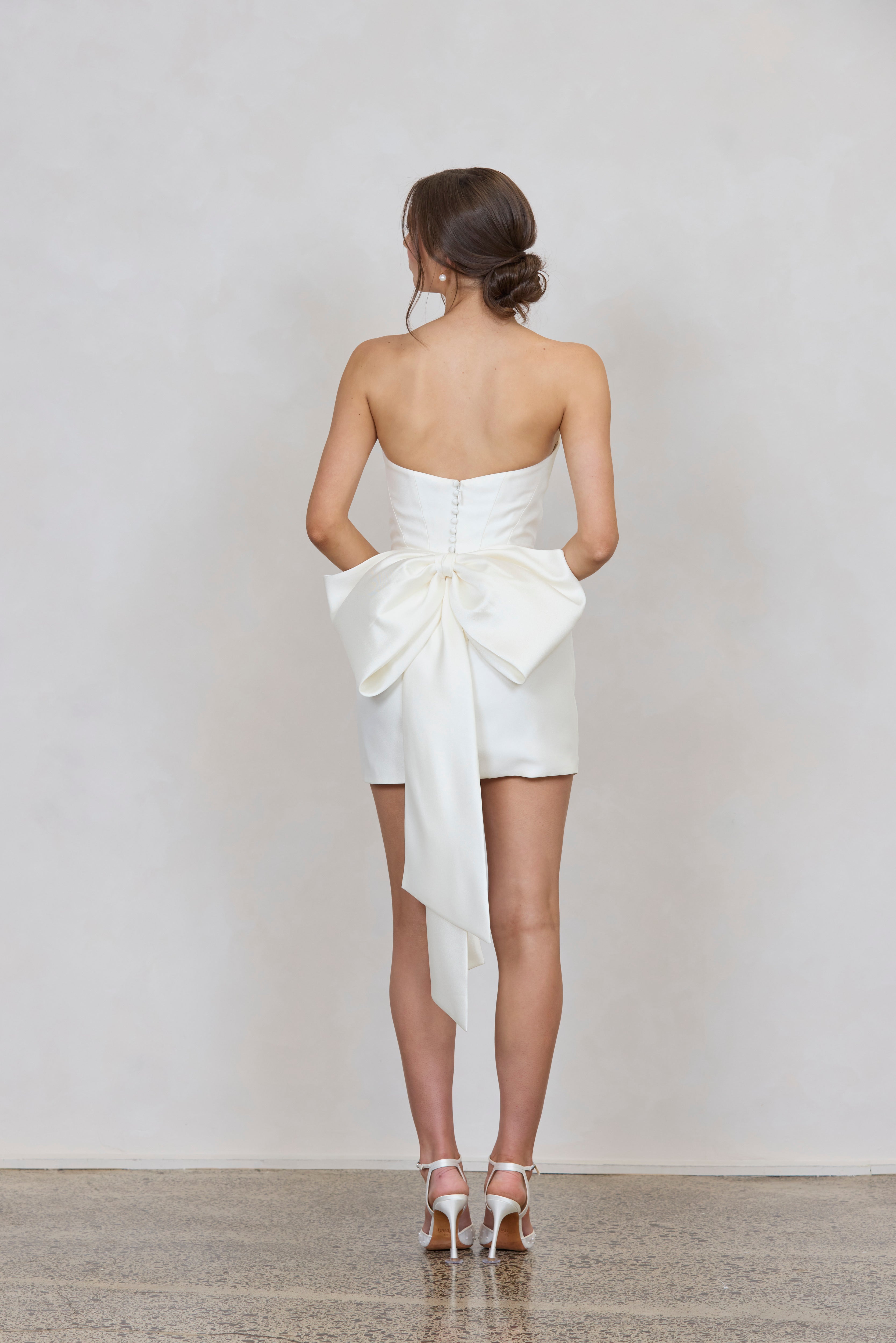 Lexi Mini + Overskirt