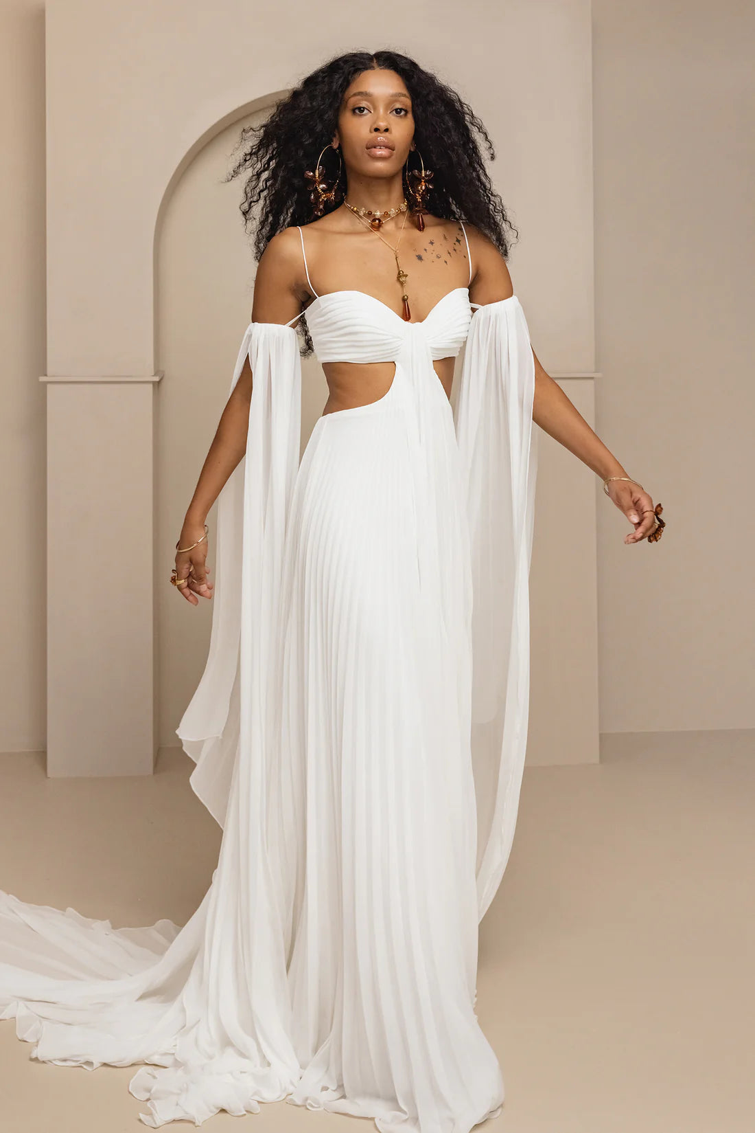 Oasis Off White