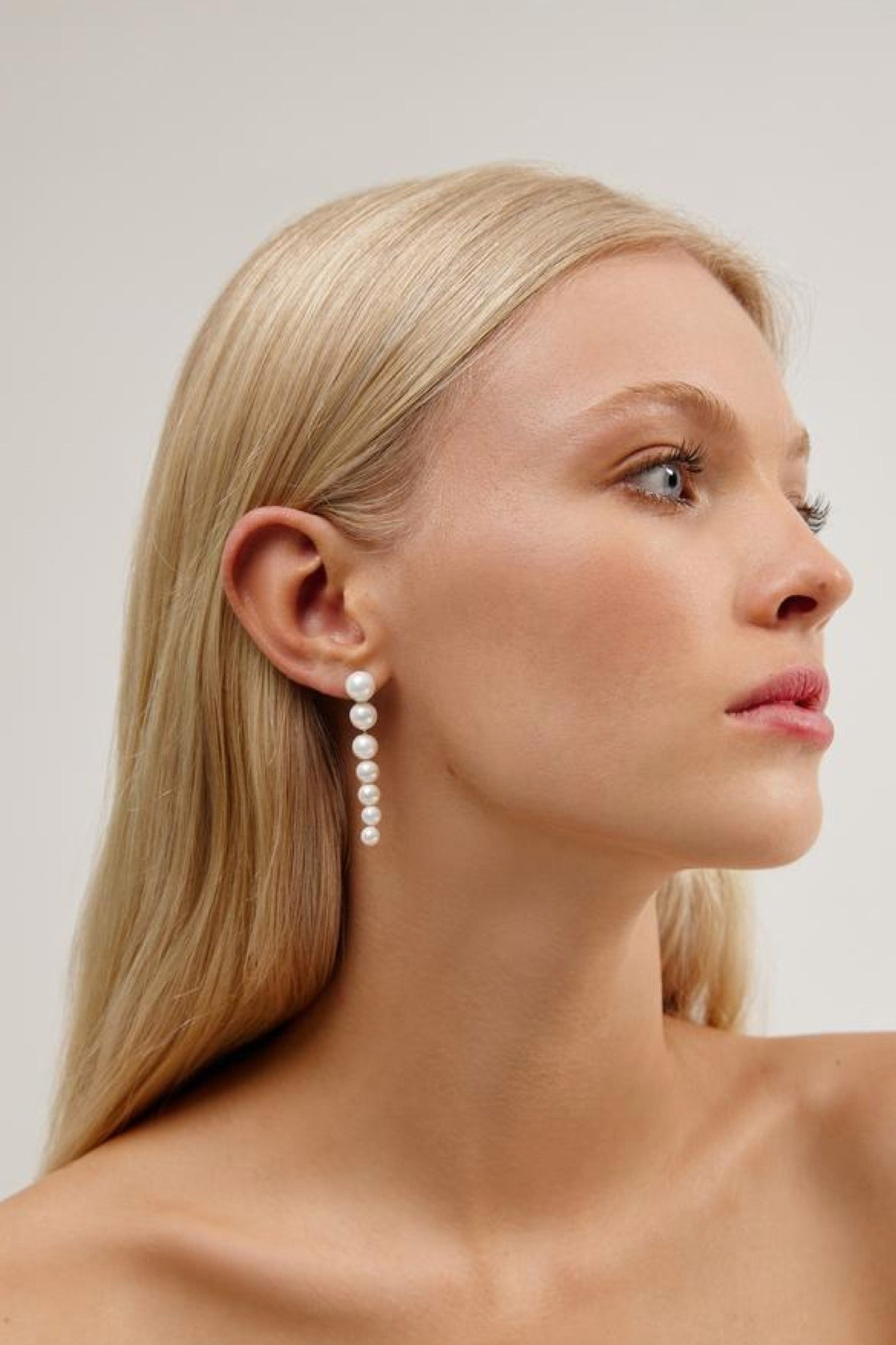 Madeline - Pearl Chain Wedding Earrings - Gold Closeup View