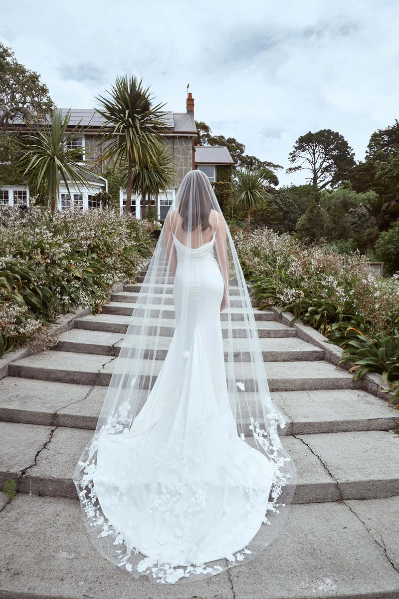 3D Floral Lace Veil