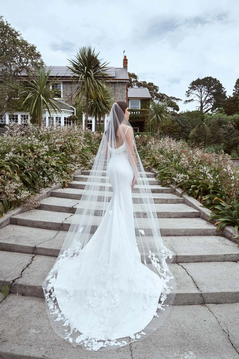 3D Floral Lace Veil