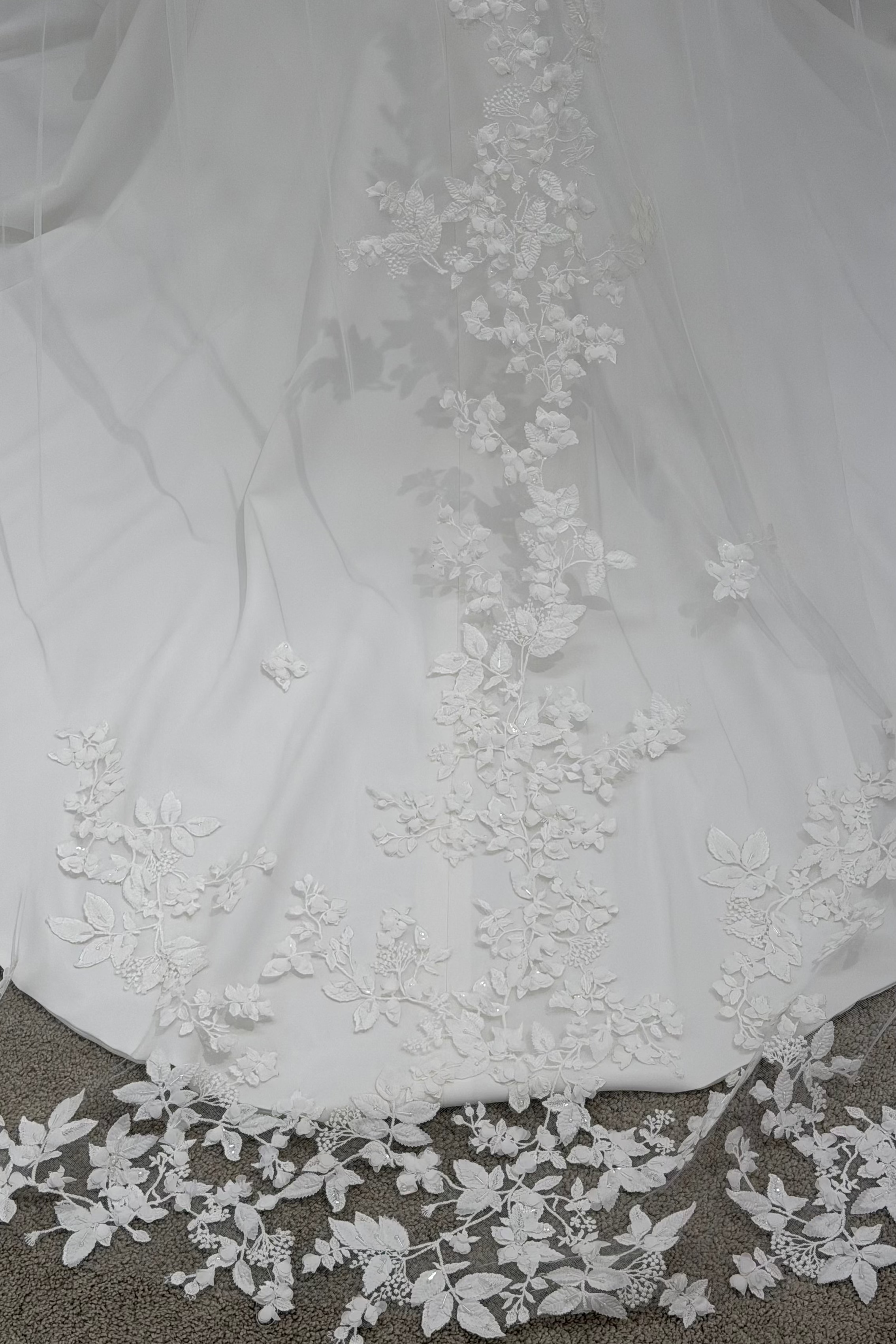 Sample 3d Floral Veil