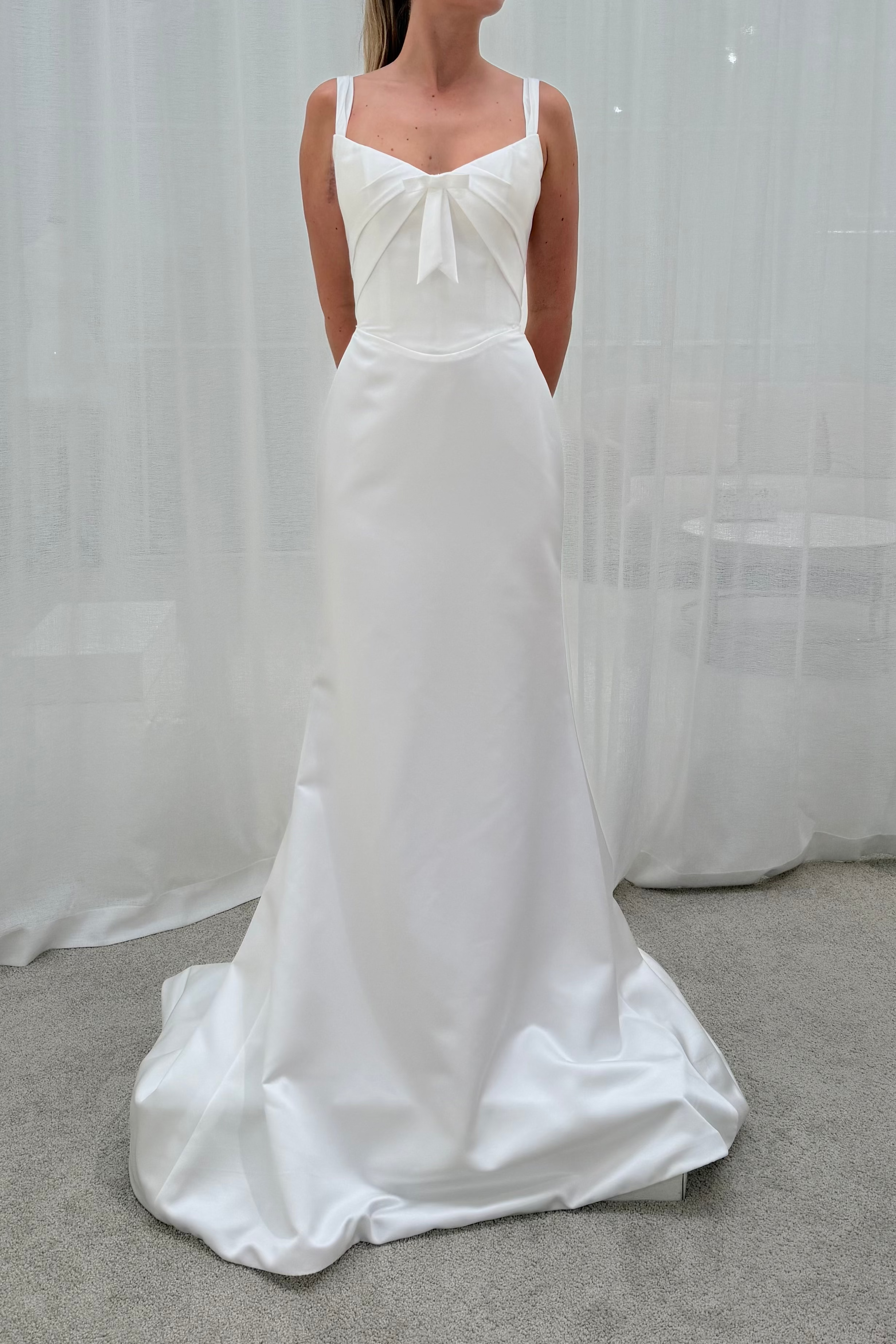Valentina With Overskirt V1