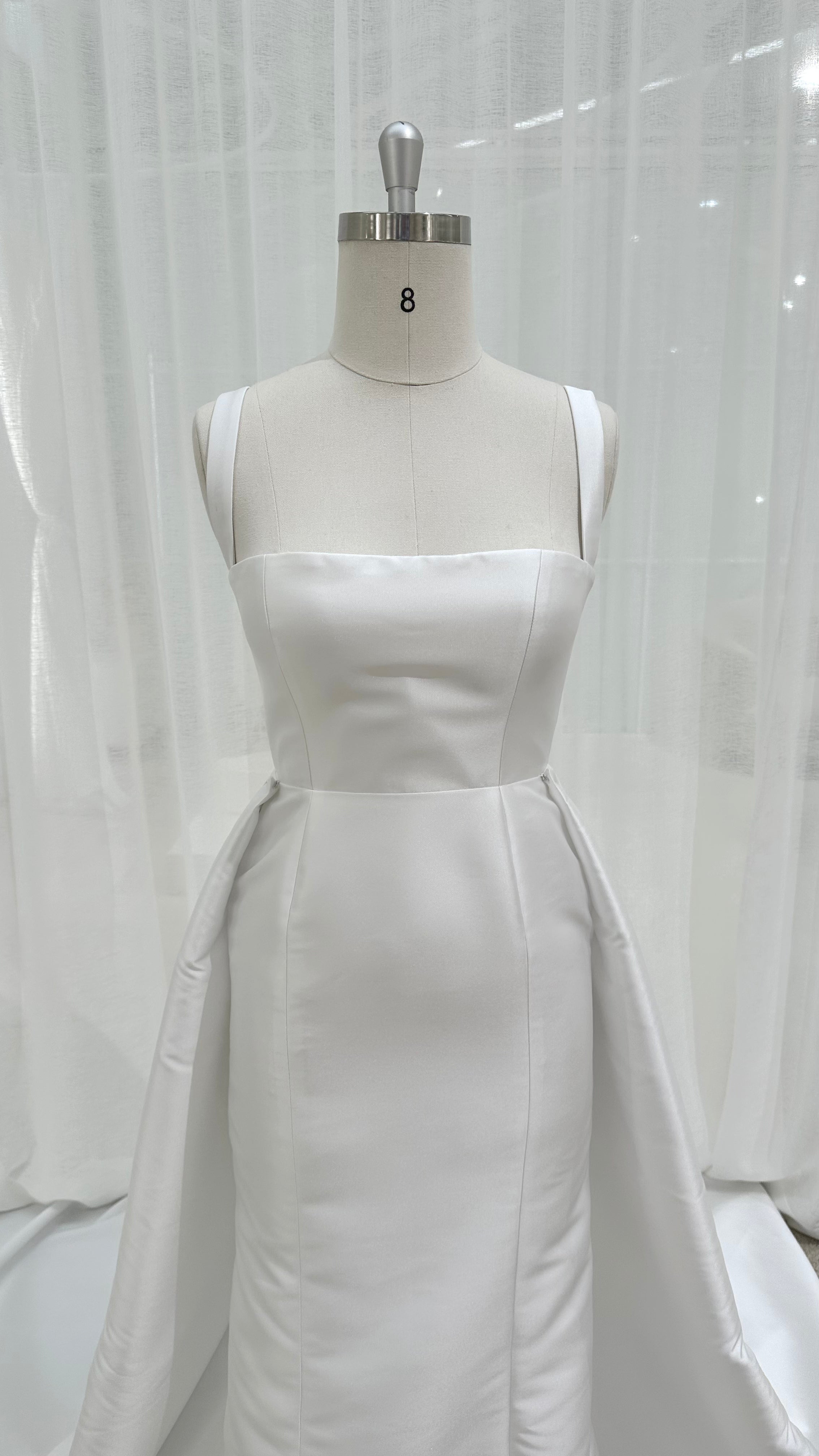 Tia Overskirt