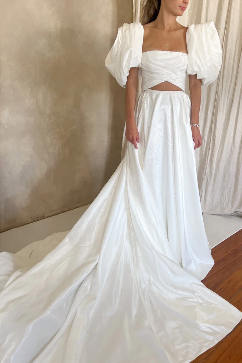 Magnolia With Rose Sleeves