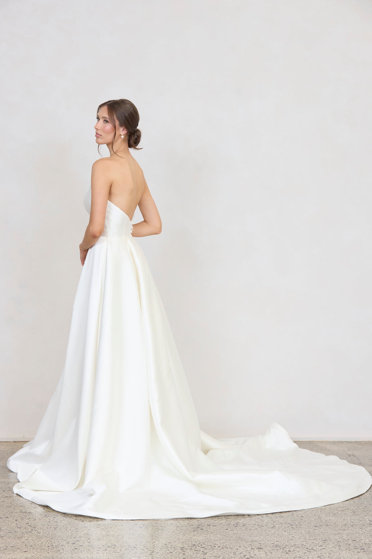 Buy Exclusive Samples & New Designer Wedding Dresses NZ | Yours Truly