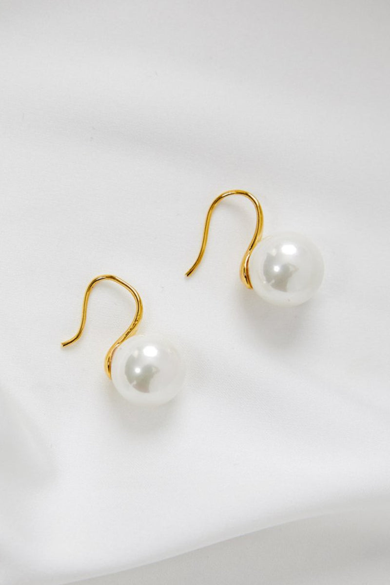Millie Single Pearl Wedding Earrings- Gold