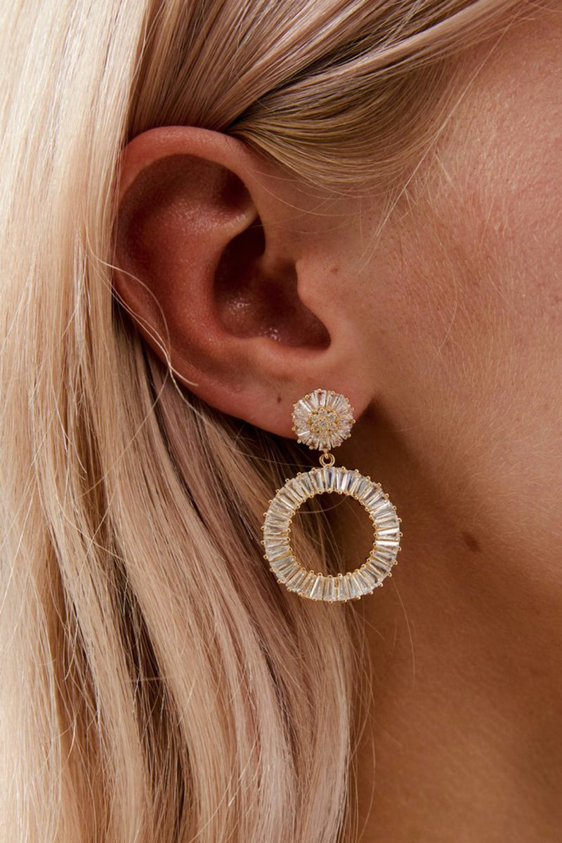 Willow Statement Diamond Hoope Wedding Earrings- Gold Closeup View